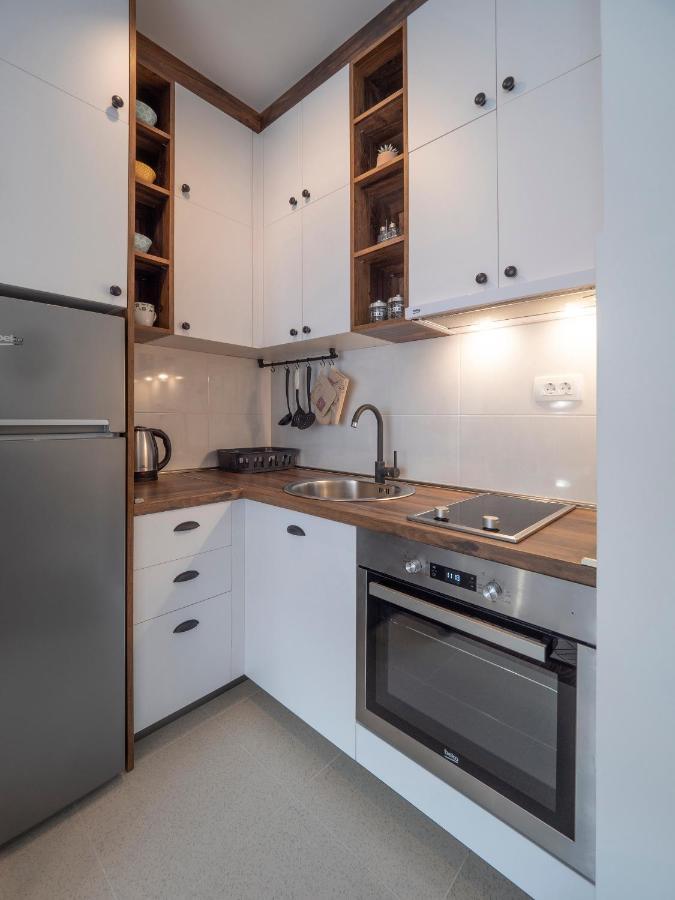 Cozy Studio Apartment Mila Podgorica Bagian luar foto