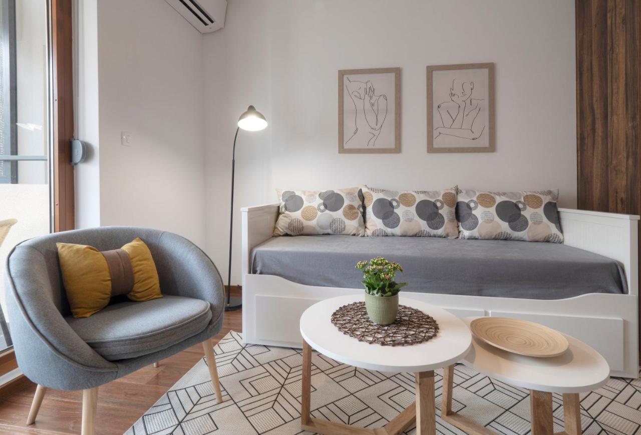 Cozy Studio Apartment Mila Podgorica Bagian luar foto